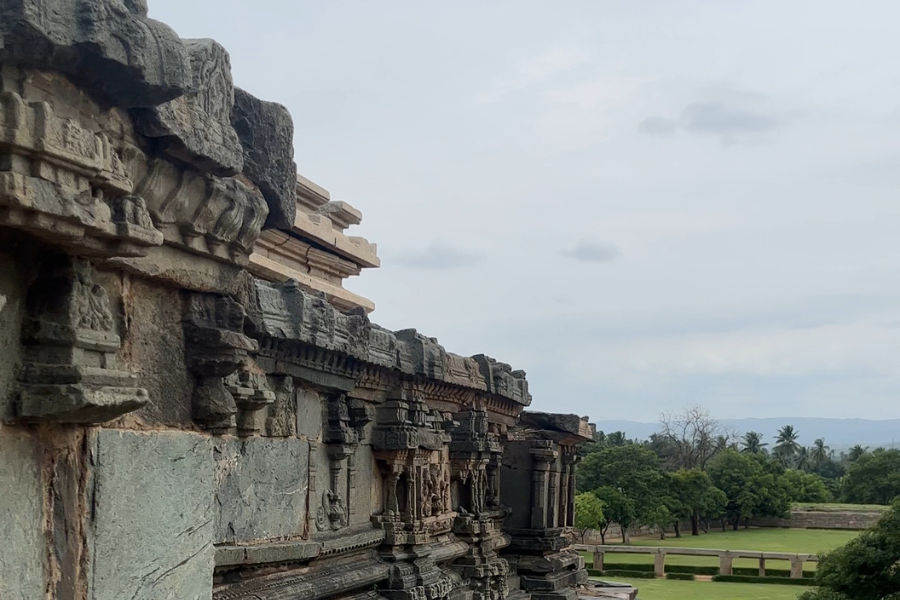 Royal enclosure in Hampi Royal enclosure in Hampi