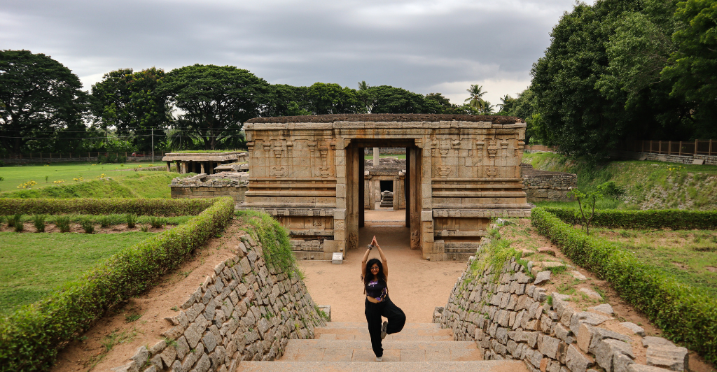 Underground Shiva temple in Hampi Underground Shiva temple in Hampi