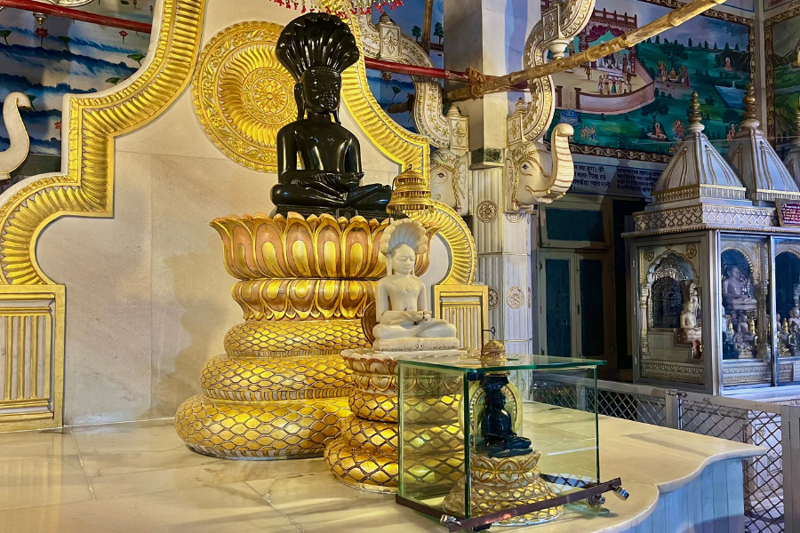 Parshwanath Jain temple at Varanasi